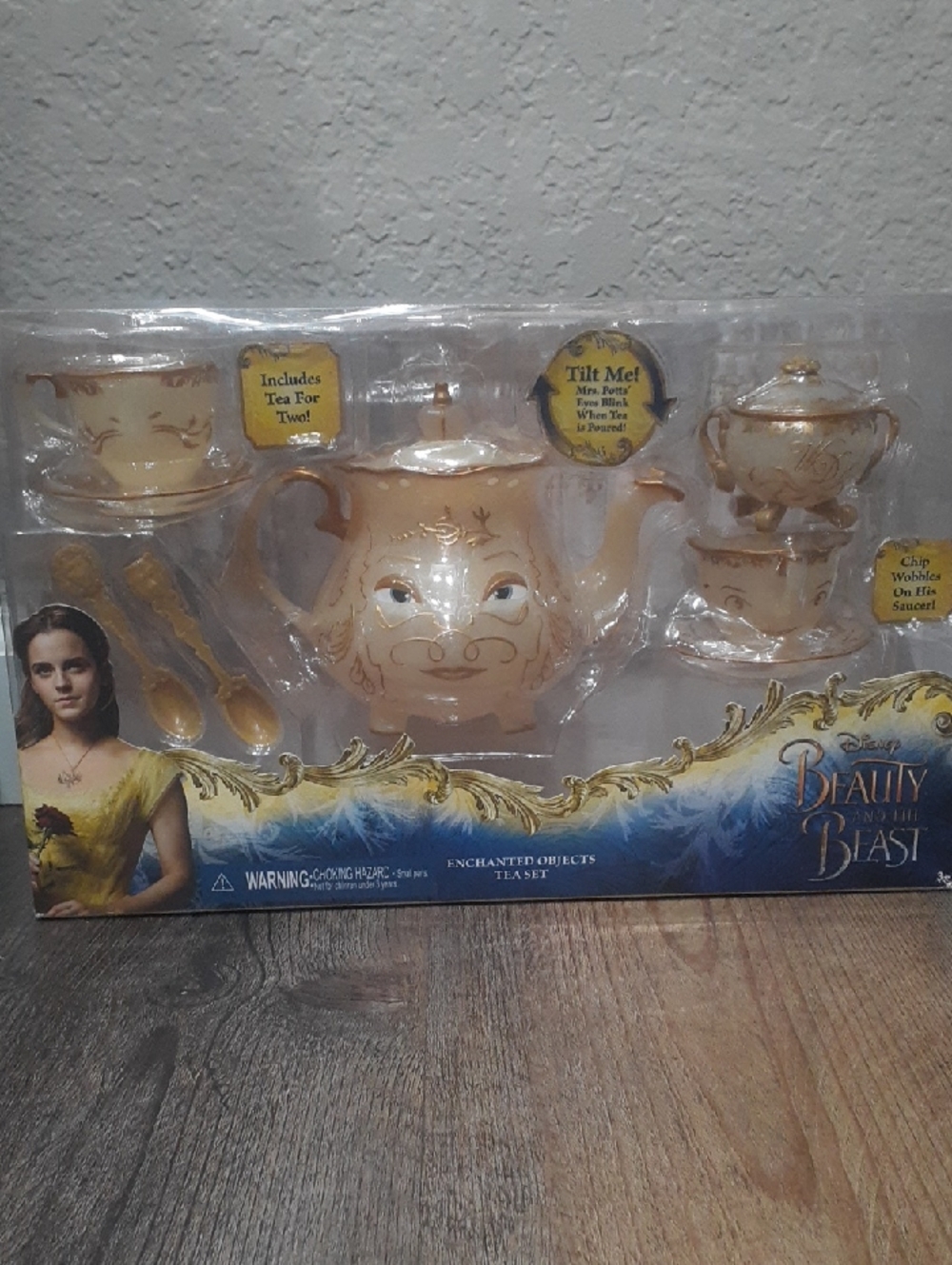 Disney Beauty and the Beast Enchanted Tea Set - Gold and Cream
